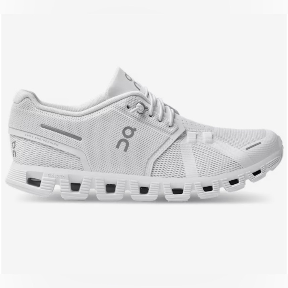 On Running Women’s Cloud 5 White Athletic Shoes